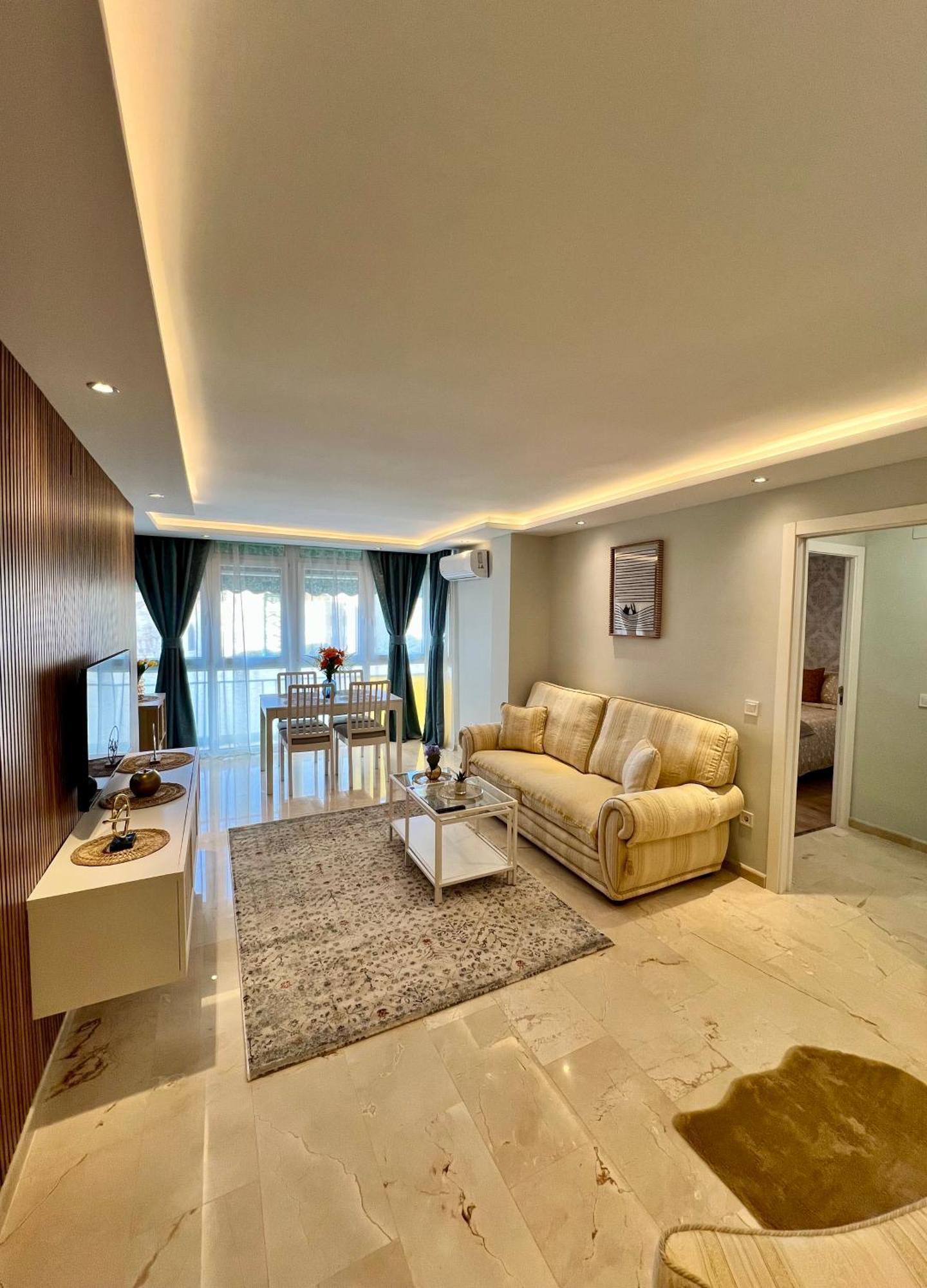 Apartamentos Prestige Suites Malaga IV المظهر الخارجي الصورة