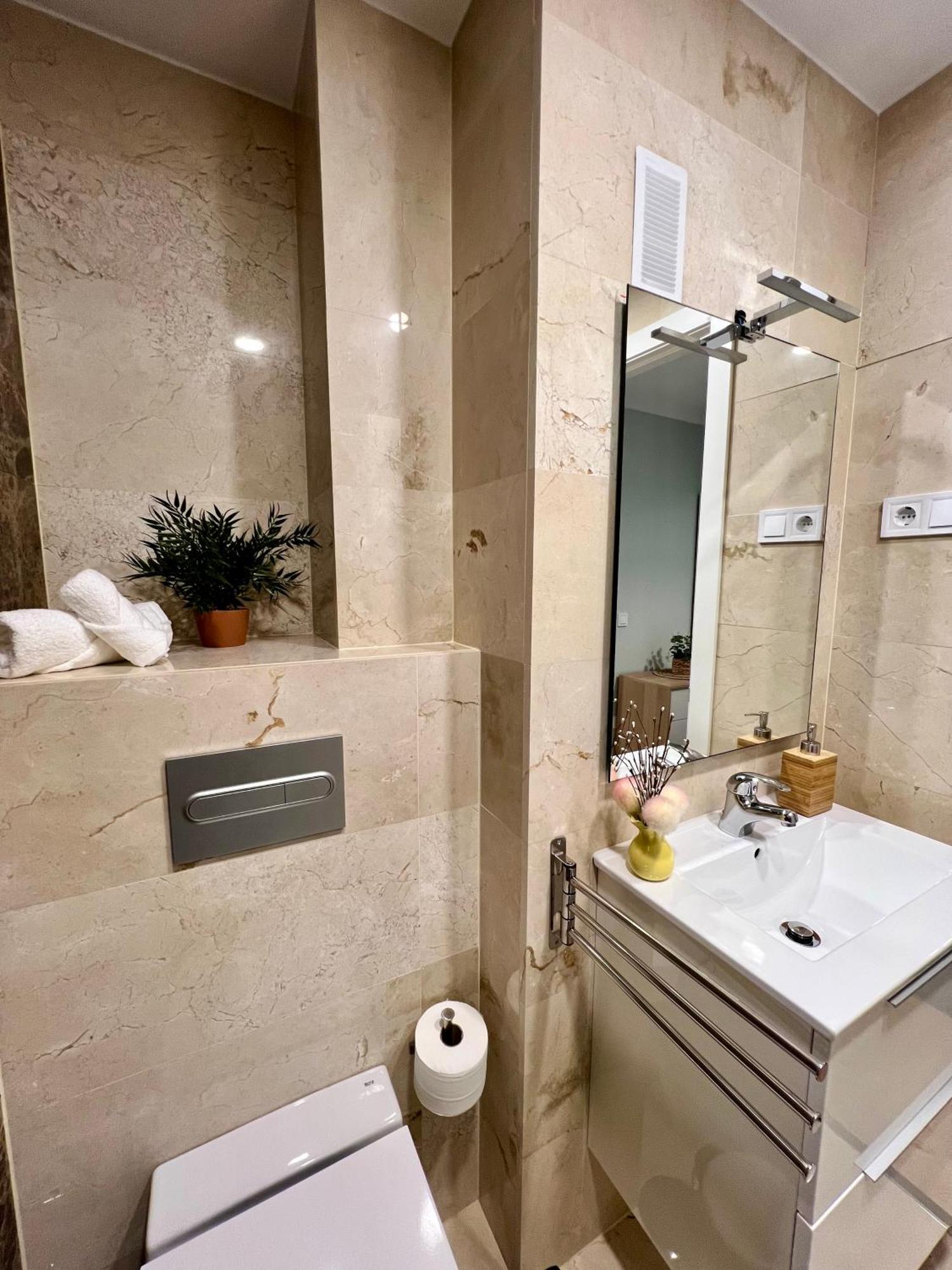 Apartamentos Prestige Suites Malaga IV المظهر الخارجي الصورة